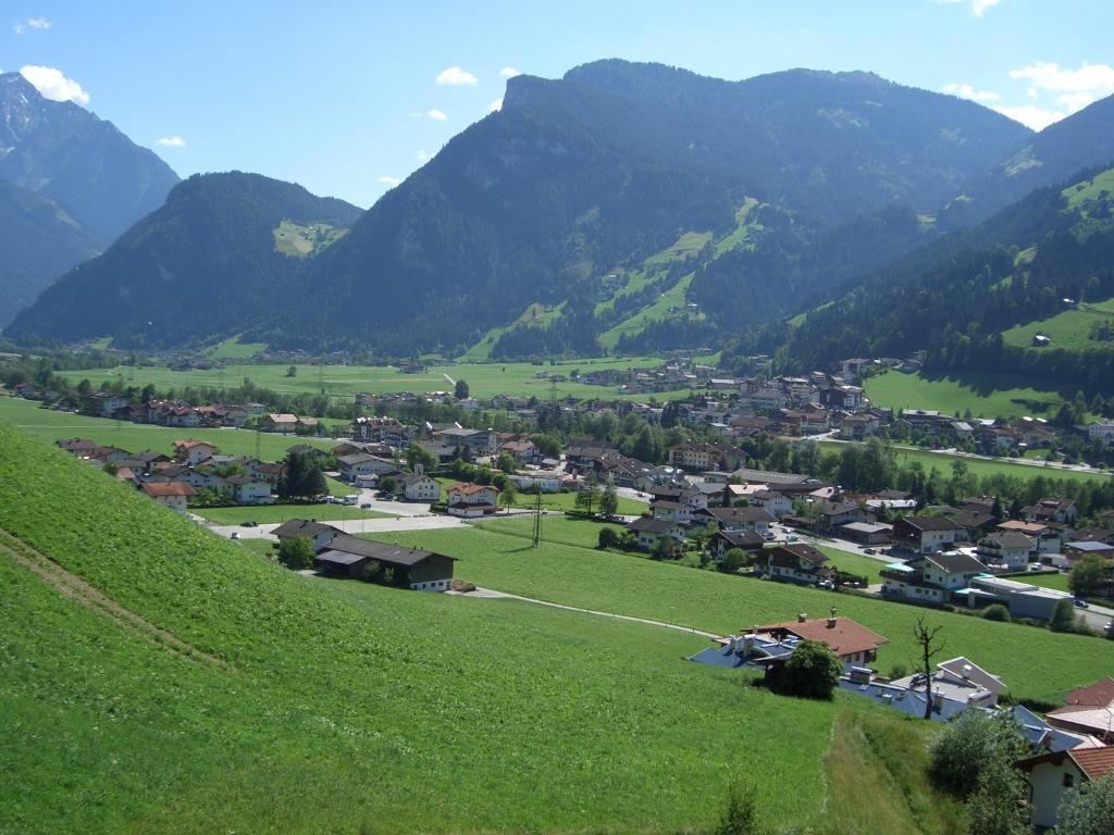 Ferienwohnung Sonnentraum Hainzenberg Exterior photo